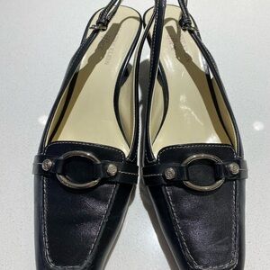 Anne Klein iflex Women's Black Slingbacks